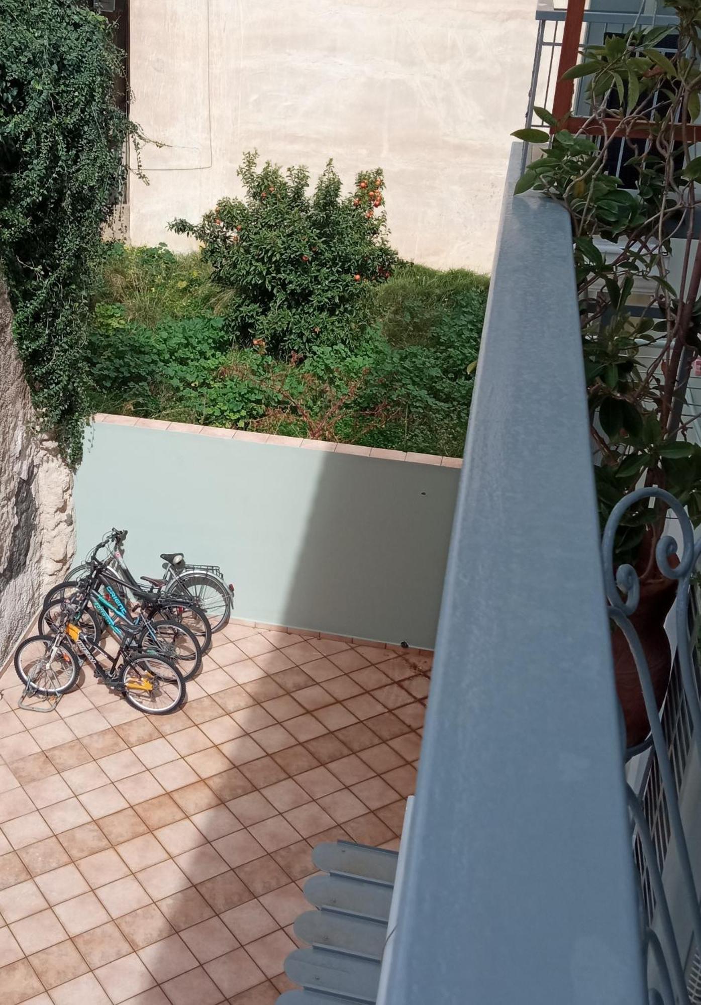 Nix Nax Kalamata Apartment ภายนอก รูปภาพ