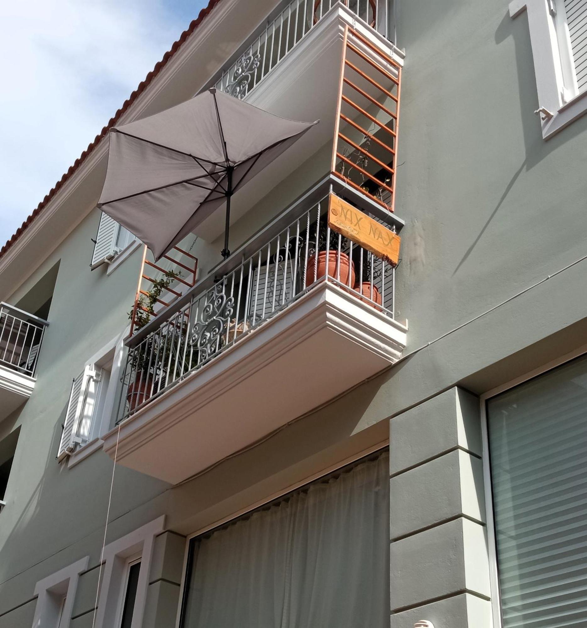 Nix Nax Kalamata Apartment ภายนอก รูปภาพ